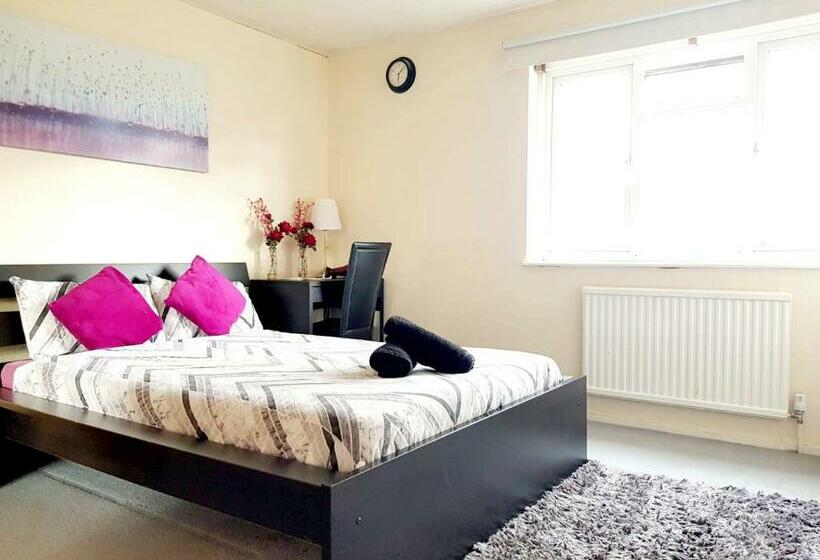 Пансион Tower Bridge Rooms