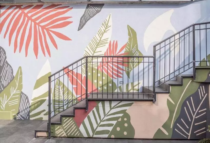 Stravagante Hostel & Rooms