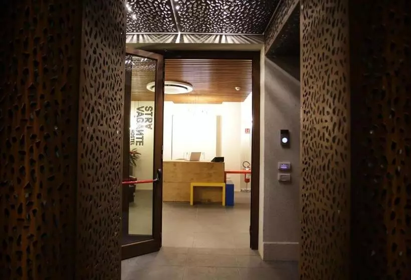 Stravagante Hostel & Rooms