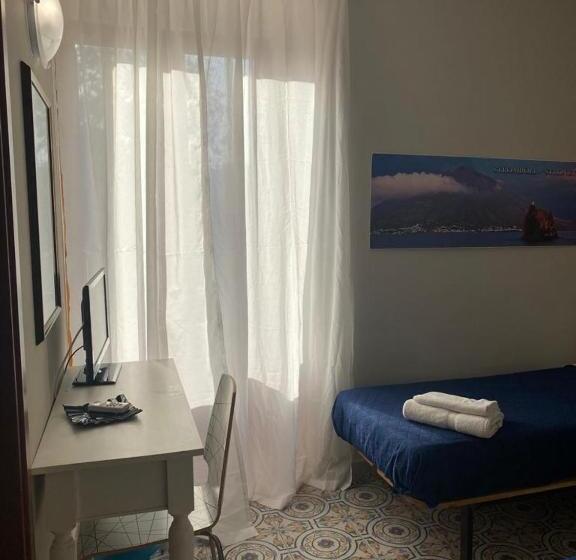 Bed and Breakfast Phenicusa