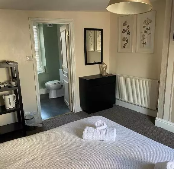 ベッドアンドブレックファースト The Queens