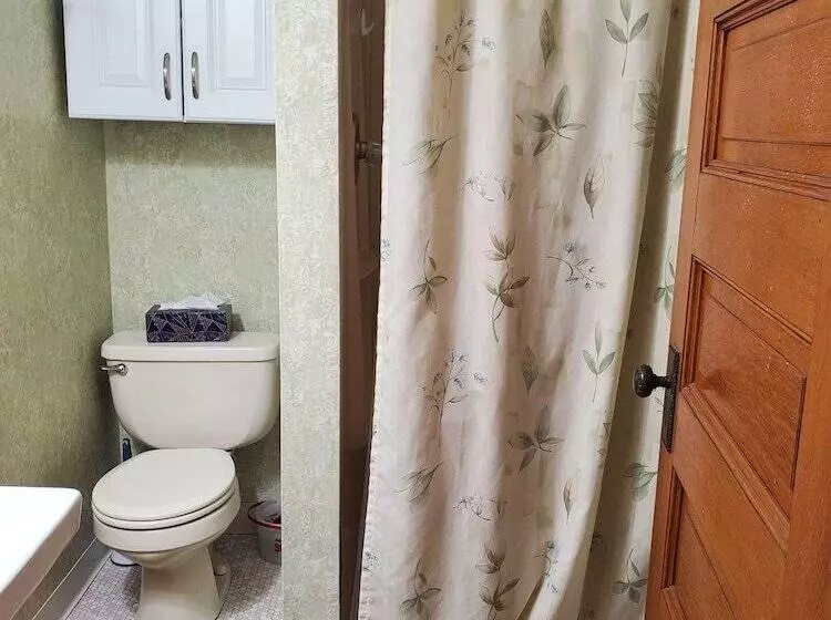 ベッドアンドブレックファースト The Weis Mansion