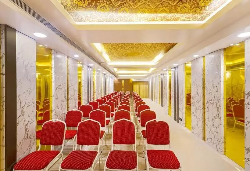 Hotelli Treebo Golden Swan Pammal