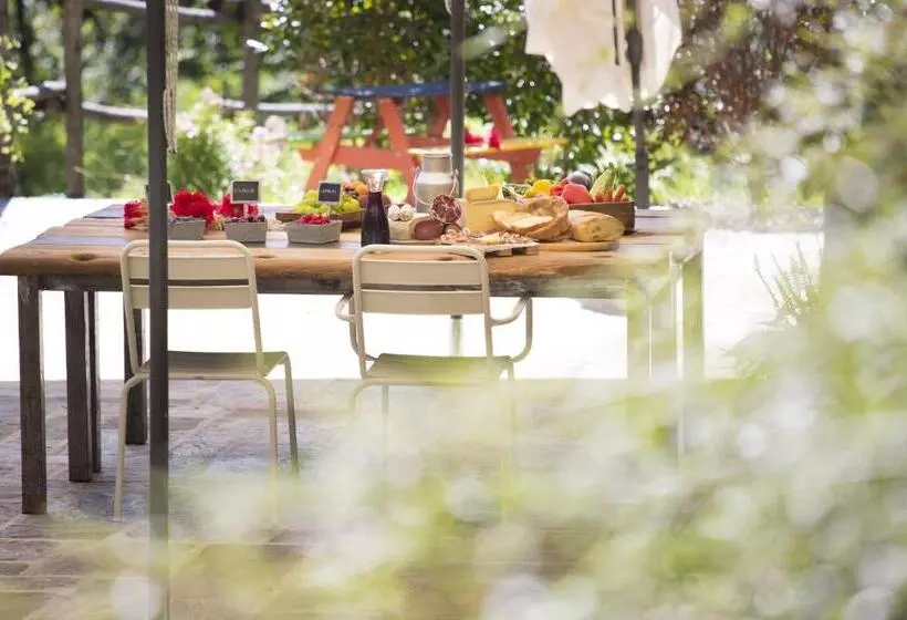 ホテル Agriturismo Rossolampone