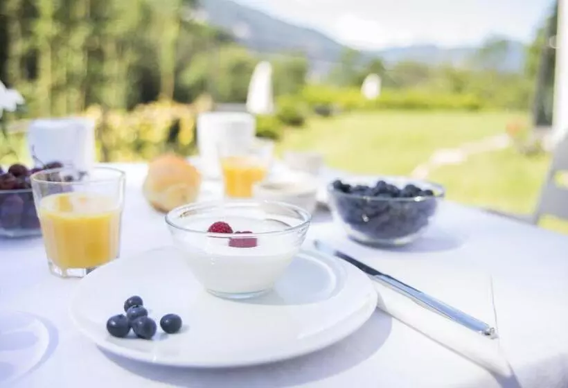 ホテル Agriturismo Rossolampone