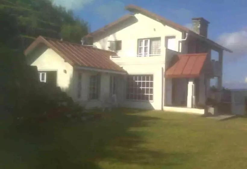 Hotelli Cosmos Himalayan Villas