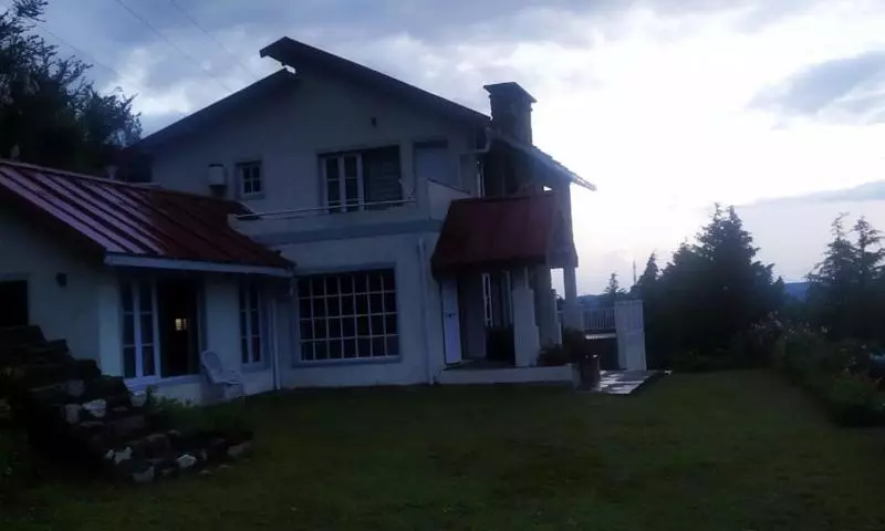 Hotelli Cosmos Himalayan Villas