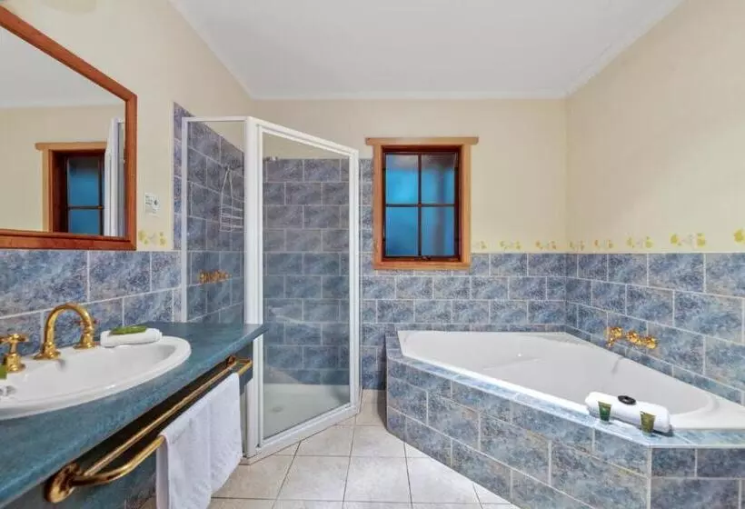 Hotelli Cradle Forest Inn