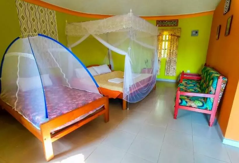 هتل Crater Bay Cottages