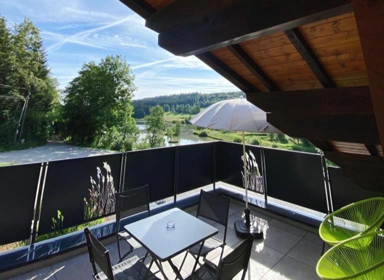 בית מלון כפרי Hôtel L Etang Du Moulin By Céline