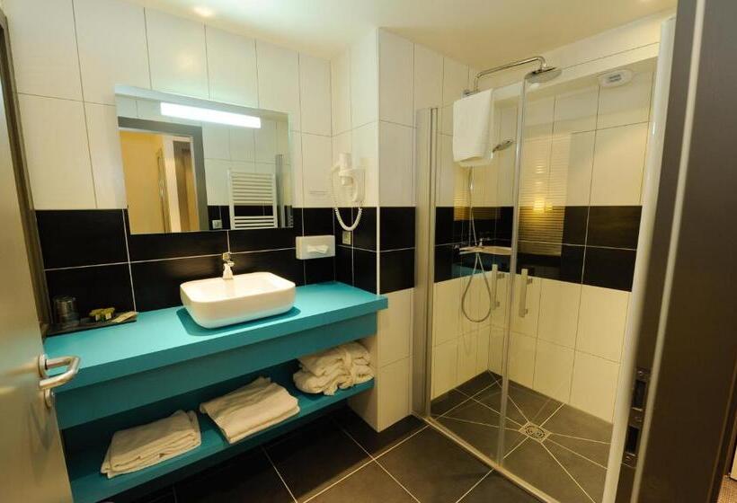 בית מלון כפרי Hôtel L Etang Du Moulin By Céline