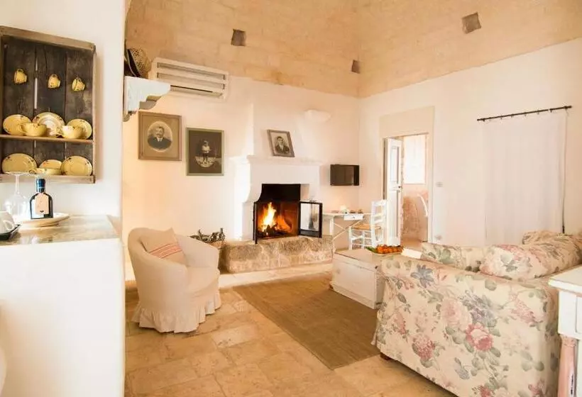 ホテル Masseria Salinola