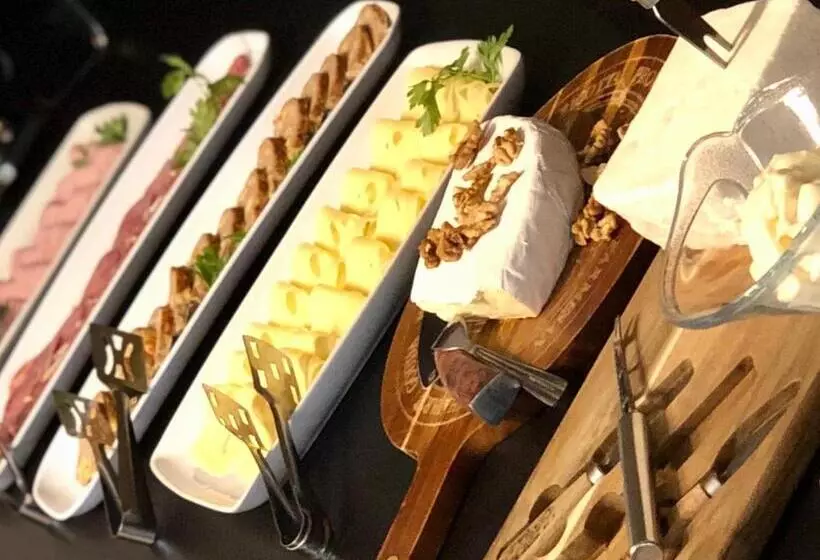 Majatalo Vila Roca Hotel And Spa