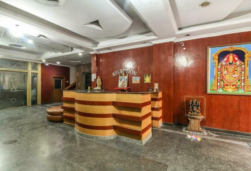 Fabhotel Rk Residency   Nr Begumpet Metro Station