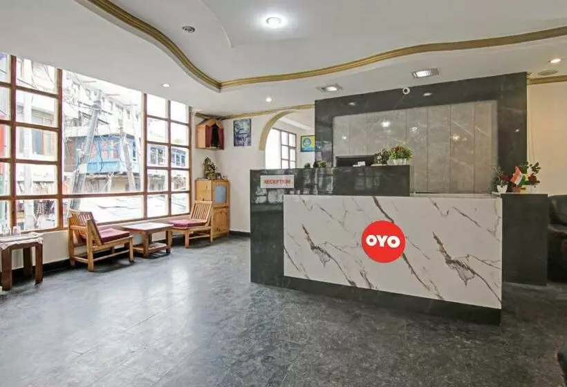 ホテル Oyo Flagship 81227  Century Manali