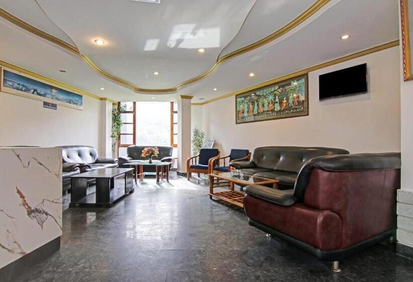 בית מלון כפרי Oyo Flagship 81227 Century Manali