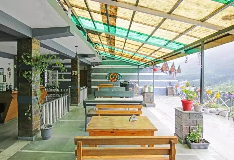 ホテル Oyo Flagship 81227  Century Manali
