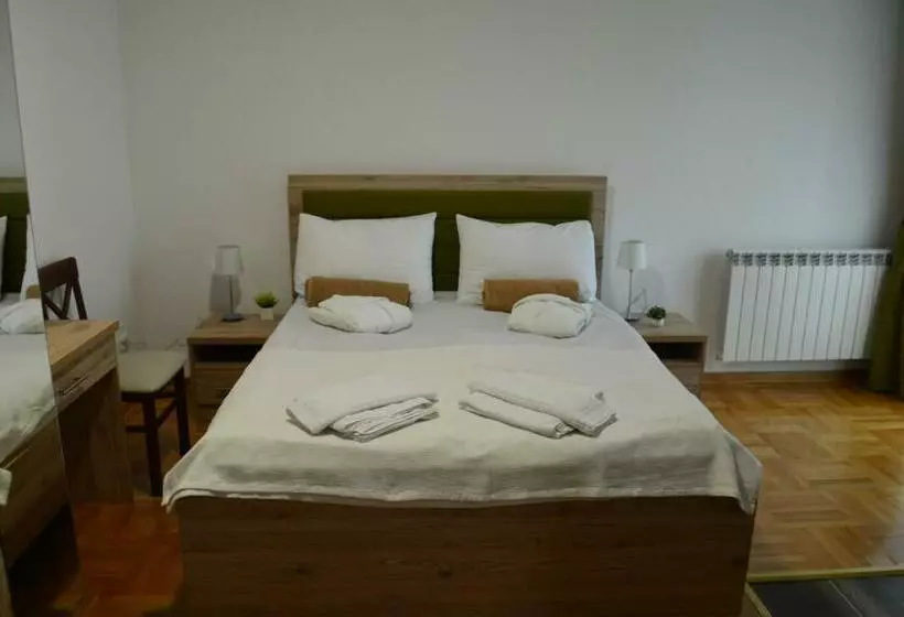 هتل Vila Voždov Konak