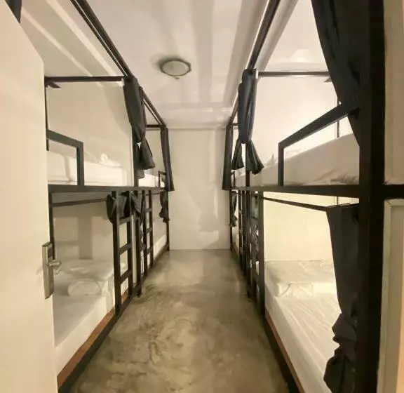 Retkeilymaja Bed Station