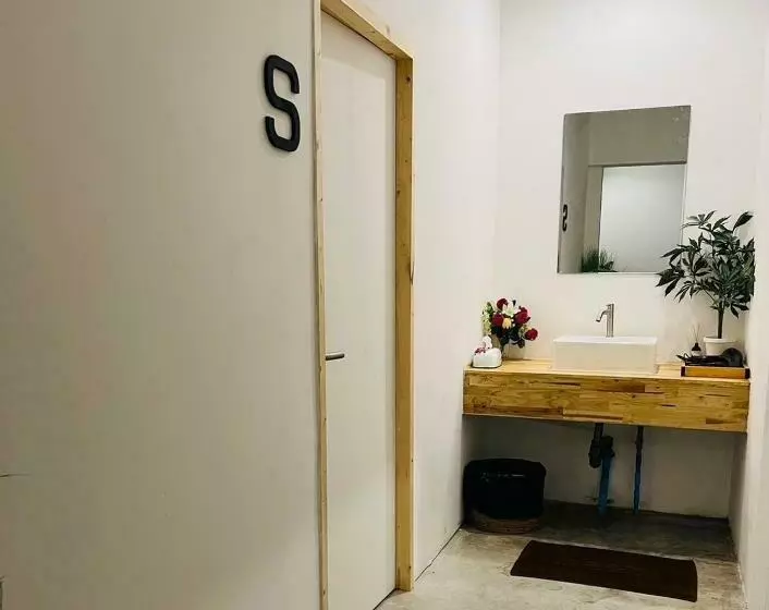 Retkeilymaja Bed Station