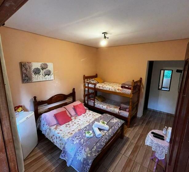 ユースホステル Pousada Valle Das Aguas
