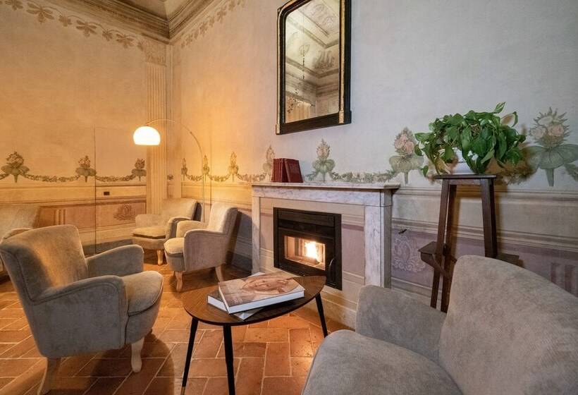 مبيت وإفطار Delcorto Suites