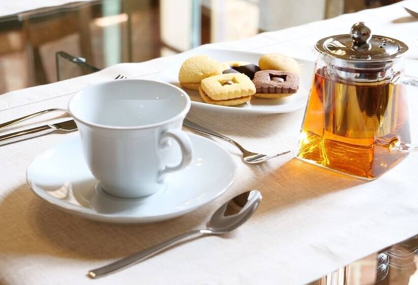 مبيت وإفطار Delcorto Suites