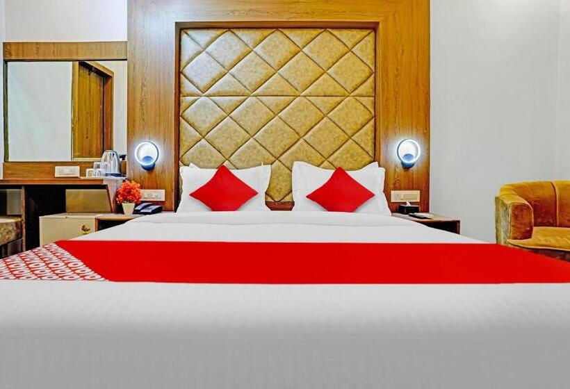 Super Hotel O Sunrise Suites