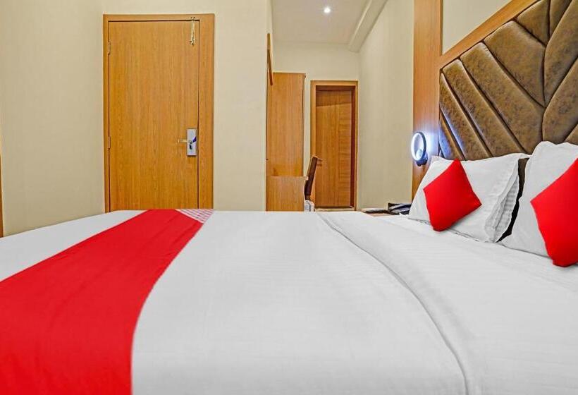 Super Hotel O Sunrise Suites