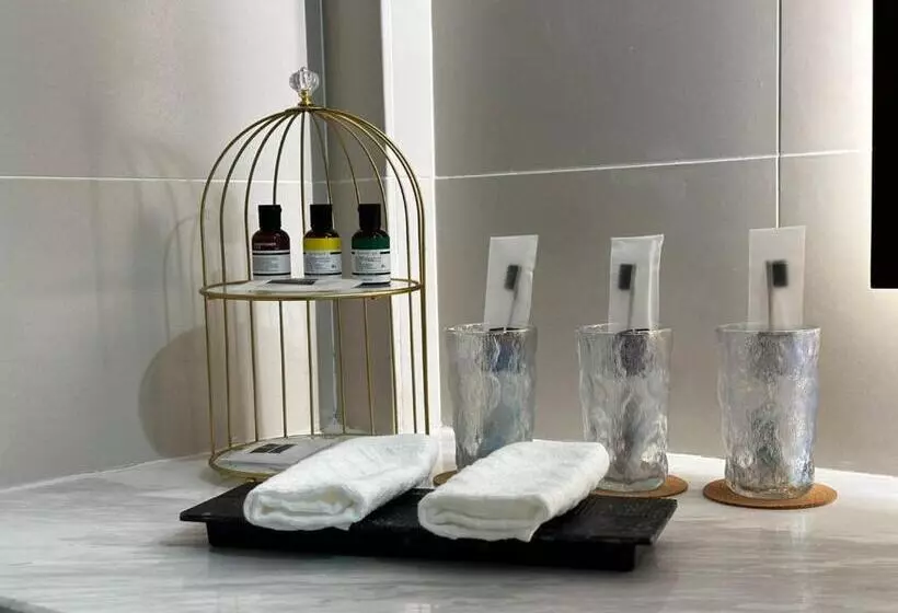 هتل 19th Century Boutique