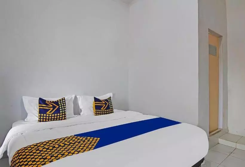 Hotelli Spot On 92498 Fanni Homestay