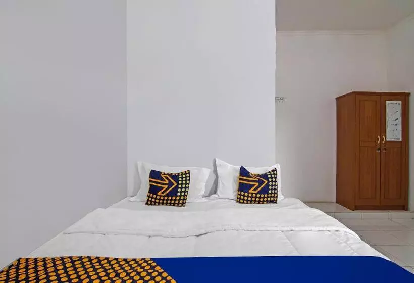 Hotelli Spot On 92498 Fanni Homestay