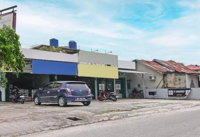 Hotelli Spot On 92498 Fanni Homestay