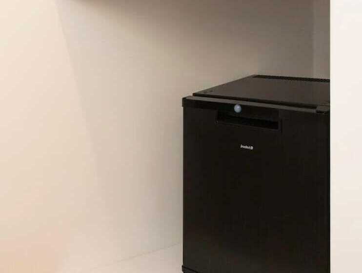 بنسيون Metropolitan Rooms