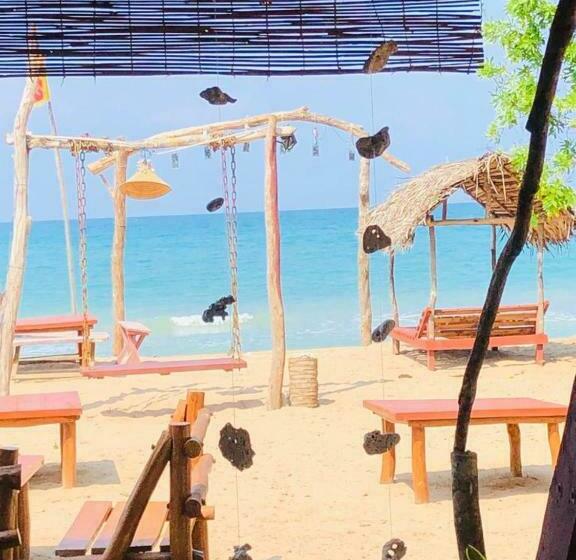 پانسیون Nilaveli Sheen Coast