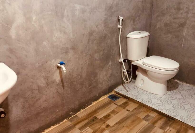 پانسیون Nilaveli Sheen Coast