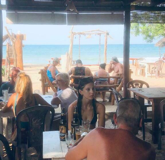 پانسیون Nilaveli Sheen Coast