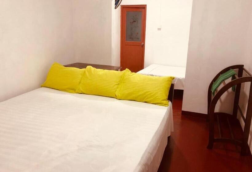 پانسیون Nilaveli Sheen Coast