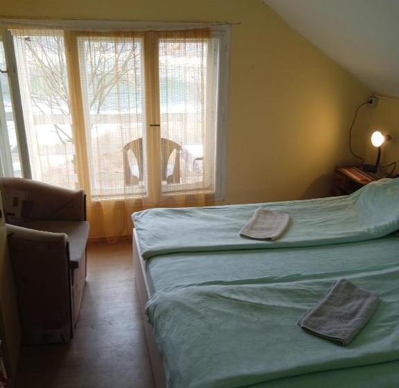 پانسیون Vikendica Vidikovac Na Zavojskom Jezeru