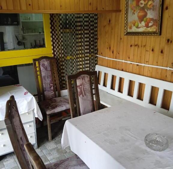 پانسیون Vikendica Vidikovac Na Zavojskom Jezeru