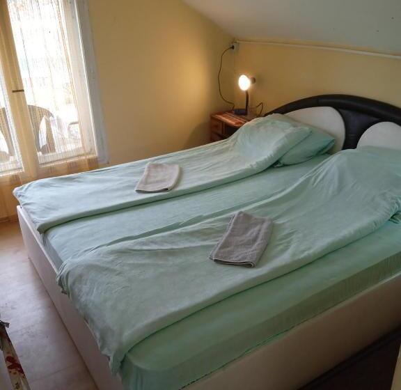 پانسیون Vikendica Vidikovac Na Zavojskom Jezeru