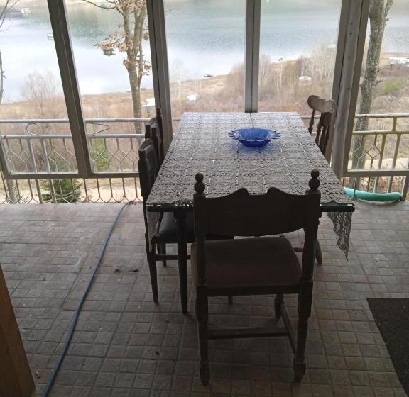 پانسیون Vikendica Vidikovac Na Zavojskom Jezeru