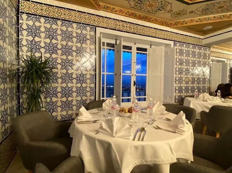 ریاض La Menara Hotel & Spa