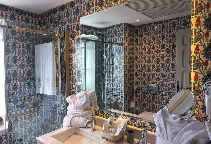 ریاض La Menara Hotel & Spa