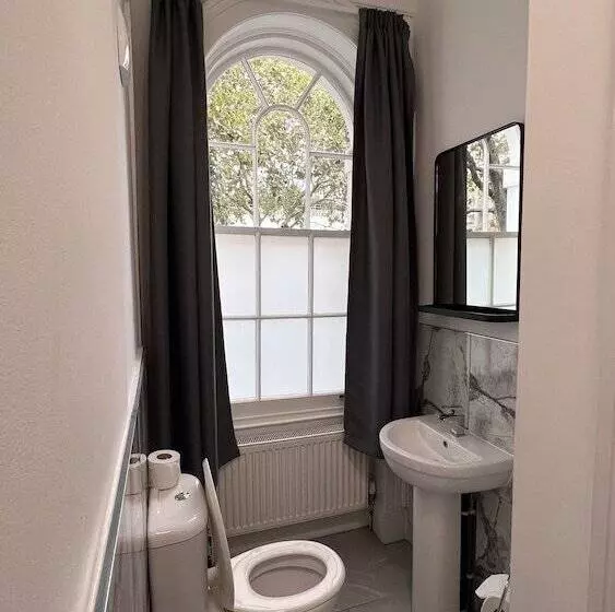 ユースホステル Safestay London Elephant & Castle