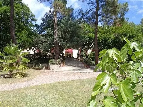 Bed and Breakfast La Villa Les Pins