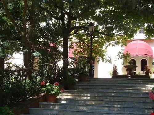 Bed and Breakfast La Villa Les Pins