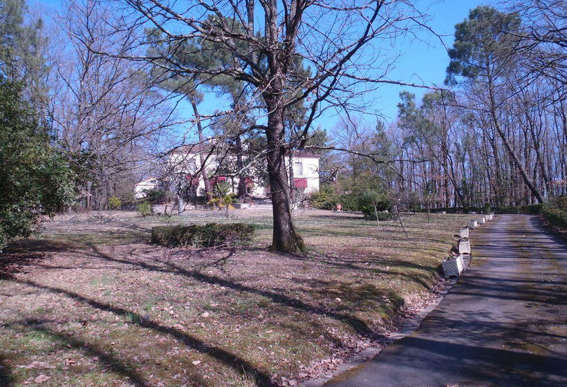 مبيت وإفطار La Villa Les Pins