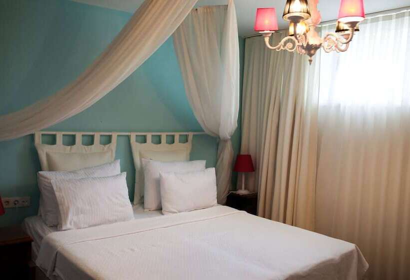 Erendira Hotel   Special Class