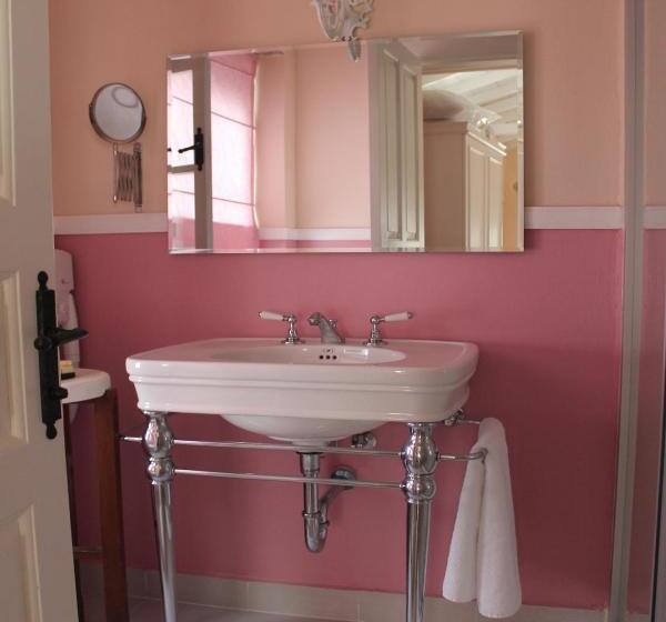 Erendira Hotel   Special Class